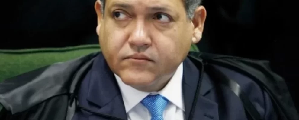 🔥 Vorcaro manda recado pra Nunes Marques: "Pai de outro talento do direito" 🔥 Vorcaro manda recado pra Nunes Marques: "Pai de outro talento do direito"