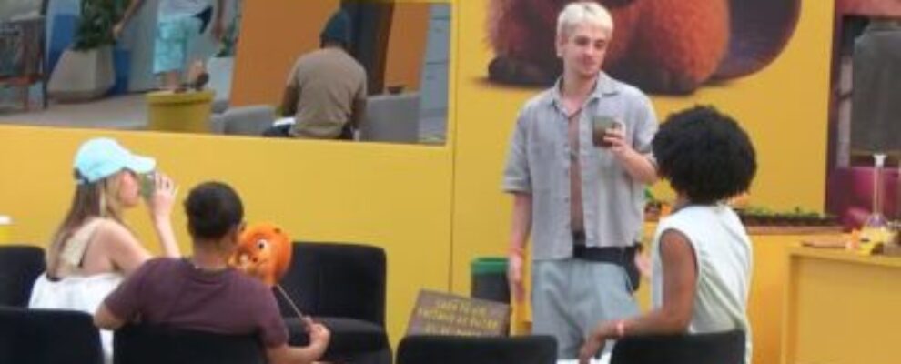 😱 BBB 26: Juliano expõe início com Marina Sena: "Me transformou" 😱 BBB 26: Juliano expõe início com Marina Sena: "Me transformou"